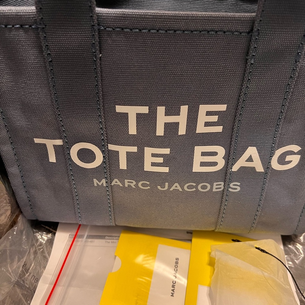 Marc Jacobs Light Blue Crossbody Tote Bag - Picture 3 of 16